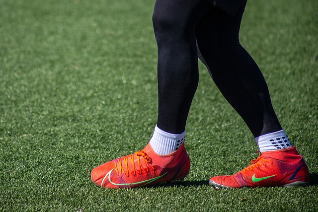 的表现令人 的表现令人